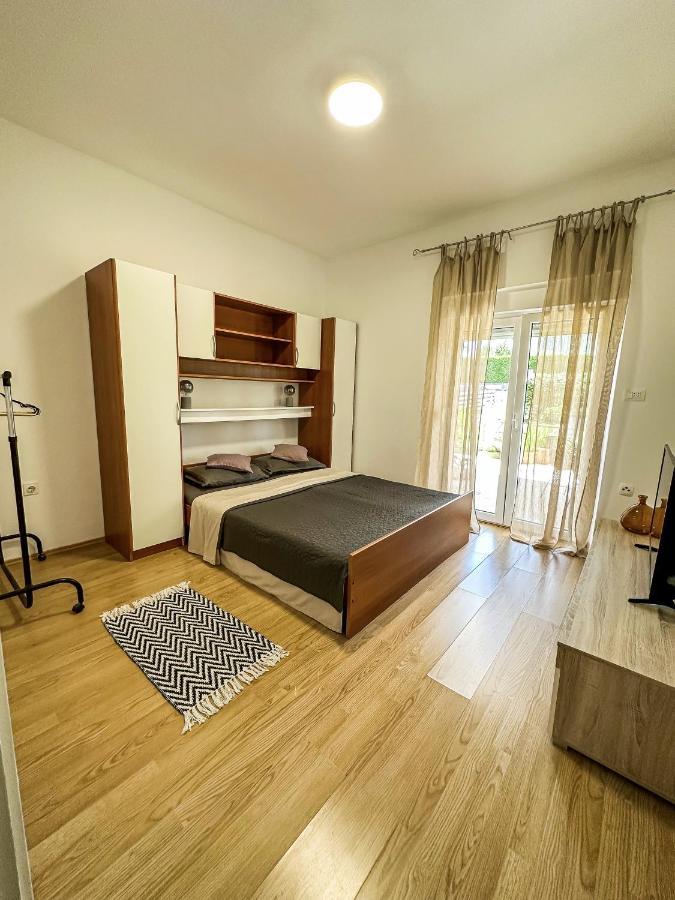 Apartments Dent Умаг Екстериор снимка
