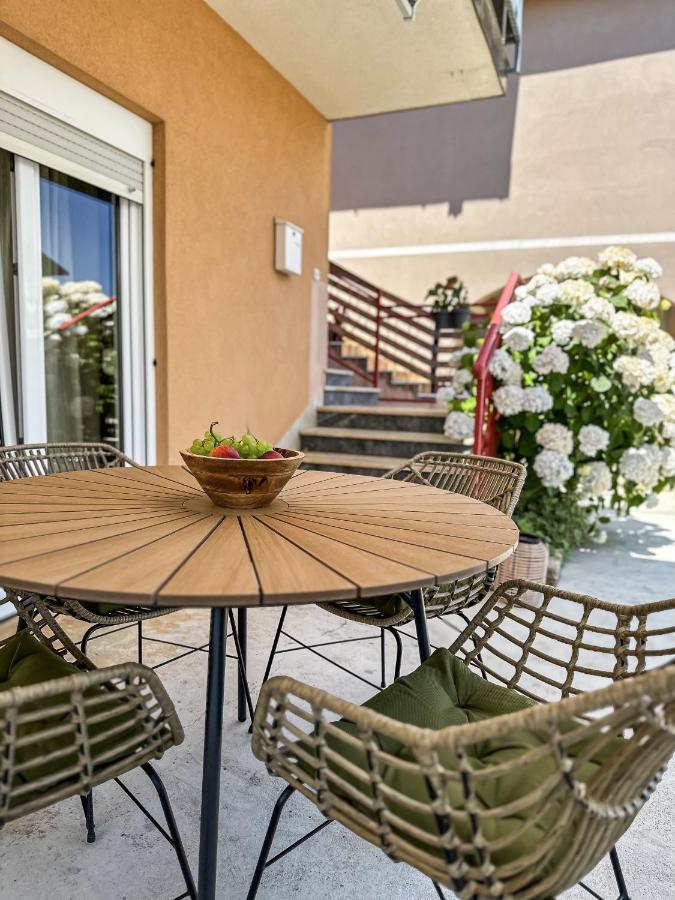 Apartments Dent Умаг Екстериор снимка