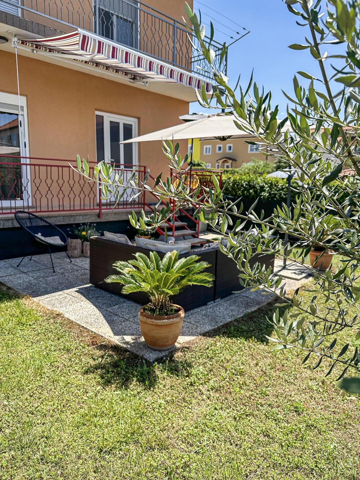 Apartments Dent Умаг Екстериор снимка